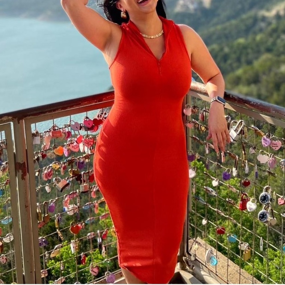 FASHION NOVA snatched orange midi dress MEDIUM